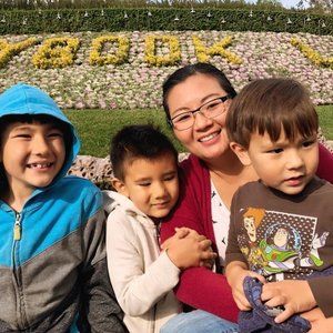 Meet your Posher, Leah